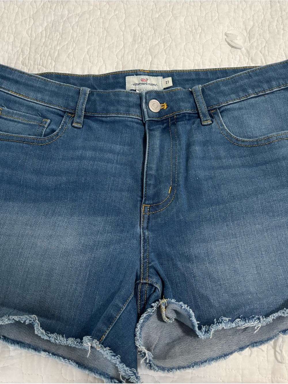 Vineyard Vines Medium Blue Denim Frayed Hem Cutoff Shorts